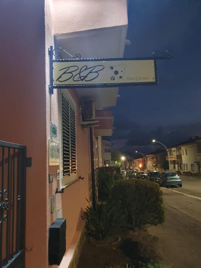 B&B Paolo E Daniela Carbonia Exterior photo